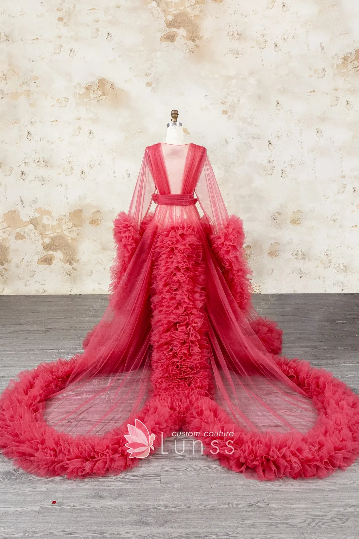 ruffled fuchsia tulle maternity dress for photo shoot ruffled fuchsia tulle maternity dress for photo shoot