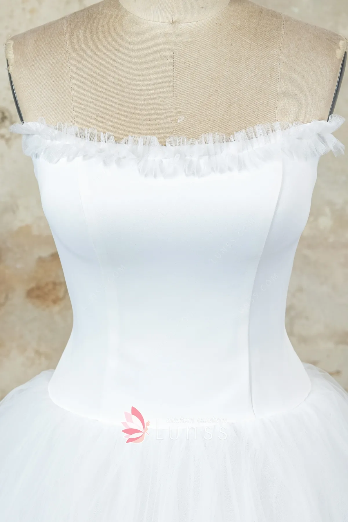 delicate ruffled trim strapless neckline dress delicate ruffled trim strapless neckline dress