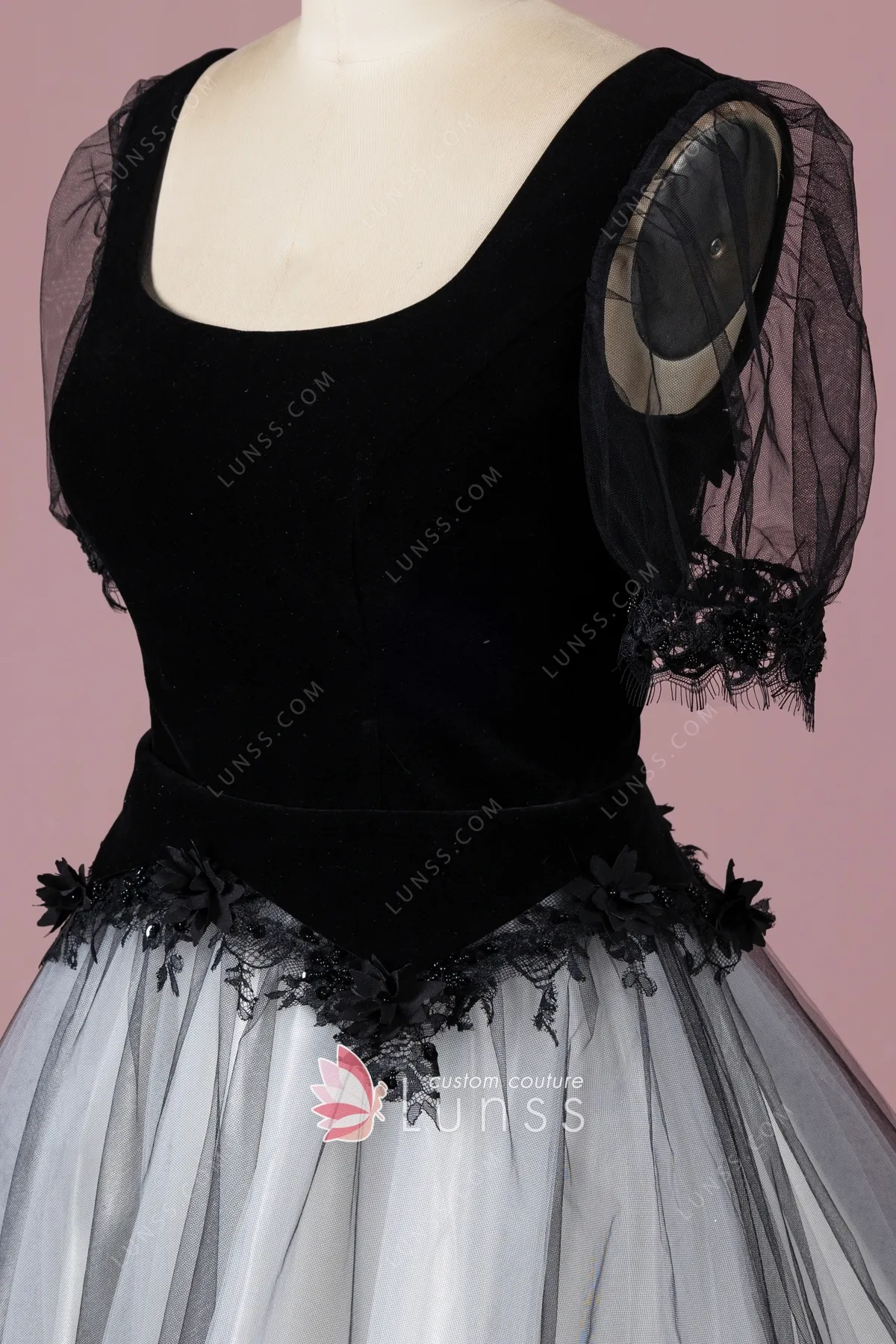 black velvet bodice with square neckline black velvet bodice with square neckline