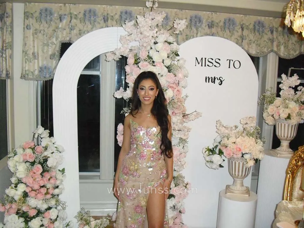 STUNNING BRIDAL SHOWER DRESS STUNNING BRIDAL SHOWER DRESS